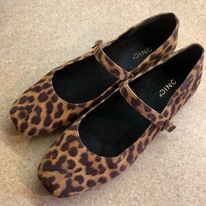 Vionic Leopard Mary Jane Flat😍😍😍